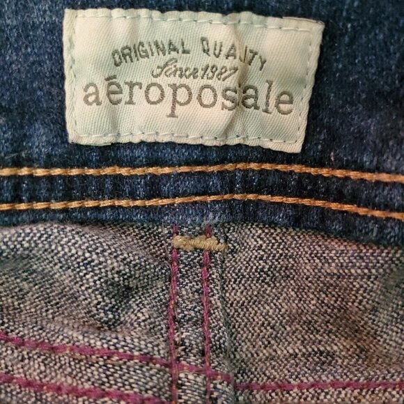 🚨003 Aeropostale Distressed Cropped Denim Capri - Picture 2 of 7